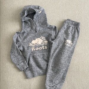 4T Roots salt & pepper Two-Piece sweatshirt and sweatpant set